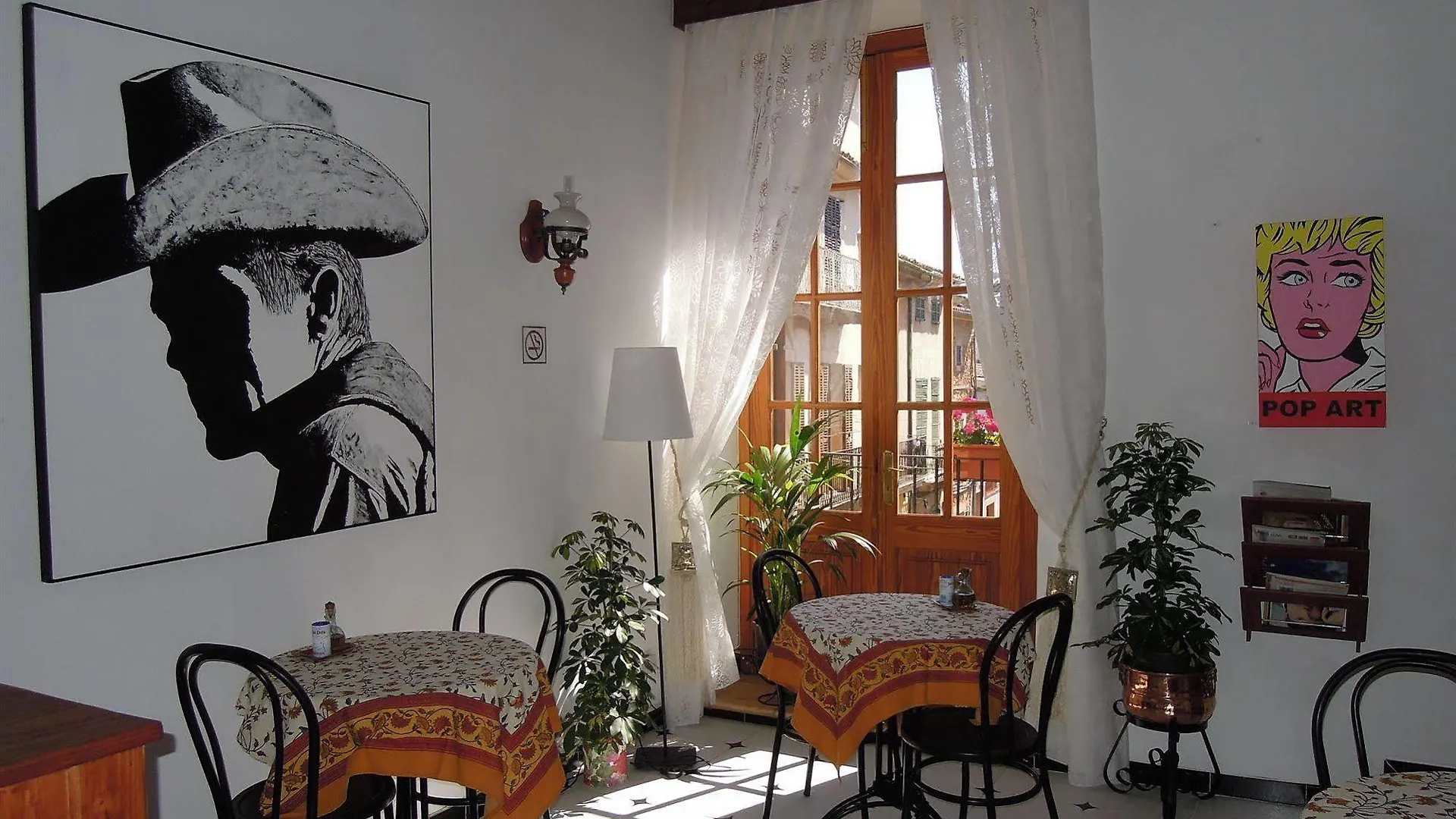 Hostal Ca'N Tiu Alaro Guest house